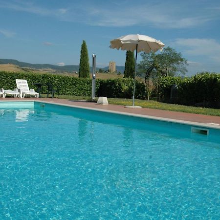 דירות Contignano Spacious Farmhouse In Pienza With Swimming Pool מראה חיצוני תמונה