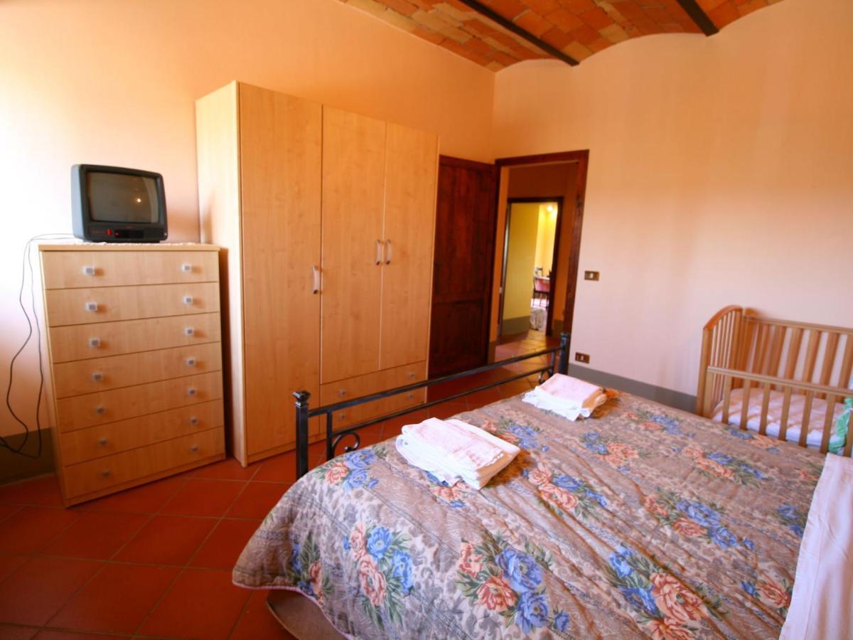 דירות Contignano Spacious Farmhouse In Pienza With Swimming Pool מראה חיצוני תמונה